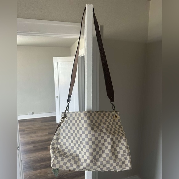 Louis Vuitton Damier Azur Arts MM Hobo Bag pre owned with new western strap. - Picture 4 of 5